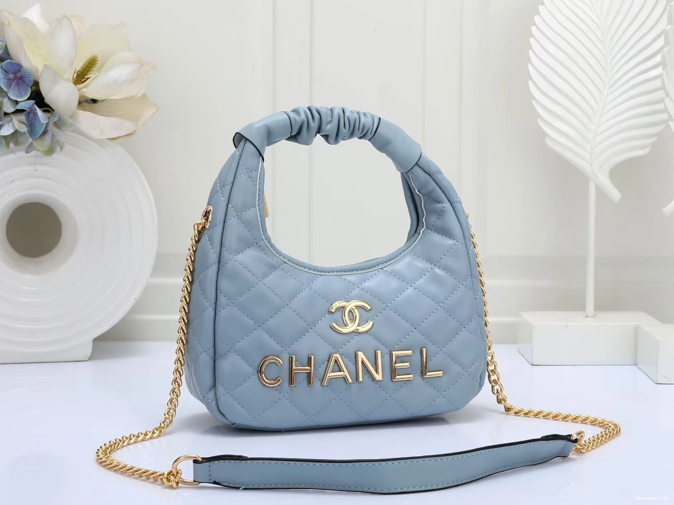 5765 Women For Chanel Comfortable Messenger Bags 1006